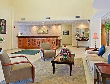 Wingate By Wyndham Destin Hotel